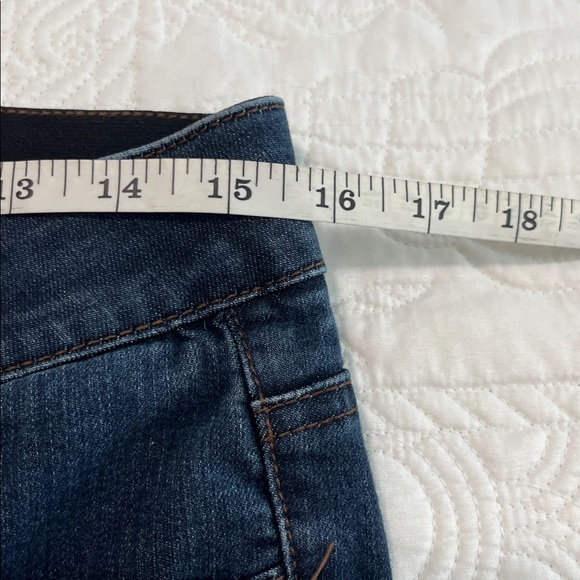 Democracy Jeans - Picture 4 of 5